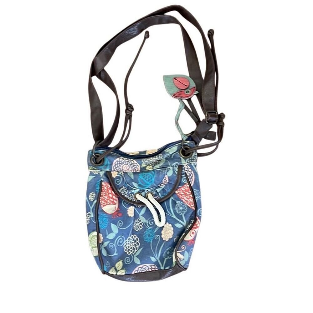 Adorable Mariposa Crossbody bag.